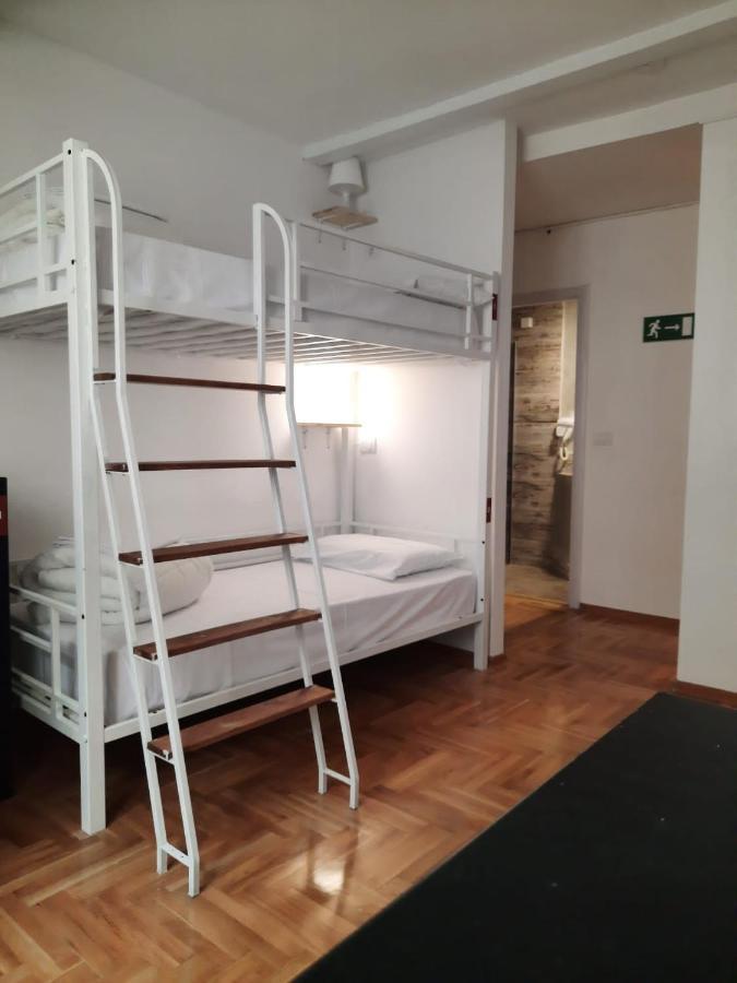New Generation Hostel Prague Center Praga Exterior foto